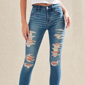 Blue ripped jeggings